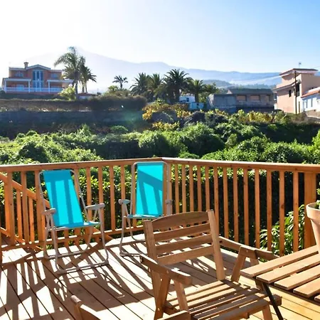 Charming House In Icod De Vinos With Garden 70 M² בית נופש