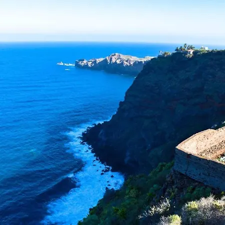 Semesterbostad Charming House With Sea View Icod De Vinos Bbq *