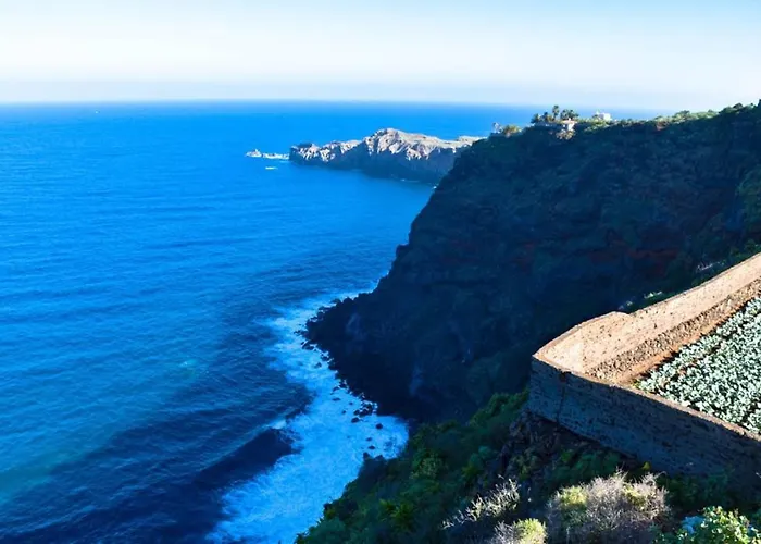 Nyaraló Charming House In Icod De Vinos With Garden 70 M² *