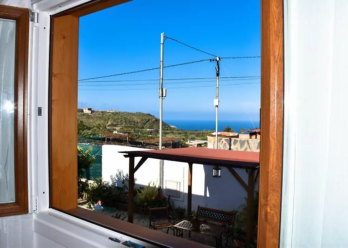 Charming House In Icod De Vinos With Garden 70 M² * Icod De Los Vinos